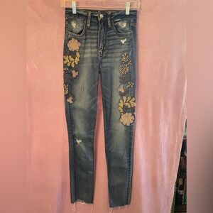 American Eagle Outfitters Blue Jeans with Floral Embroidery